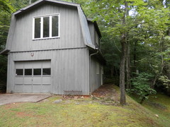 Garage with living quarters on 2nd floor